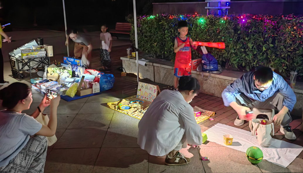  "夏日'摊'玩，遇见好物"