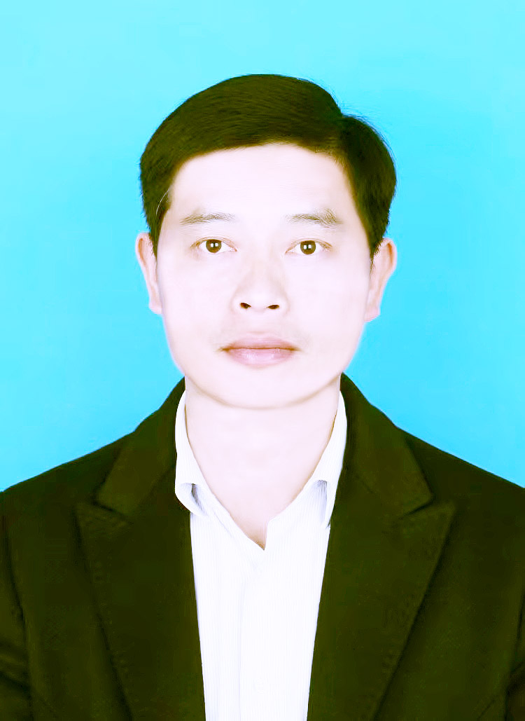 肖春