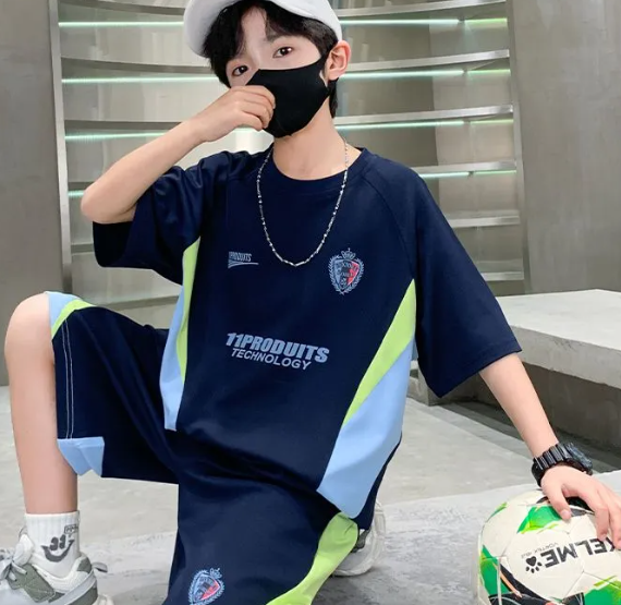 韩长*残疾儿童想要一件男童175号夏装